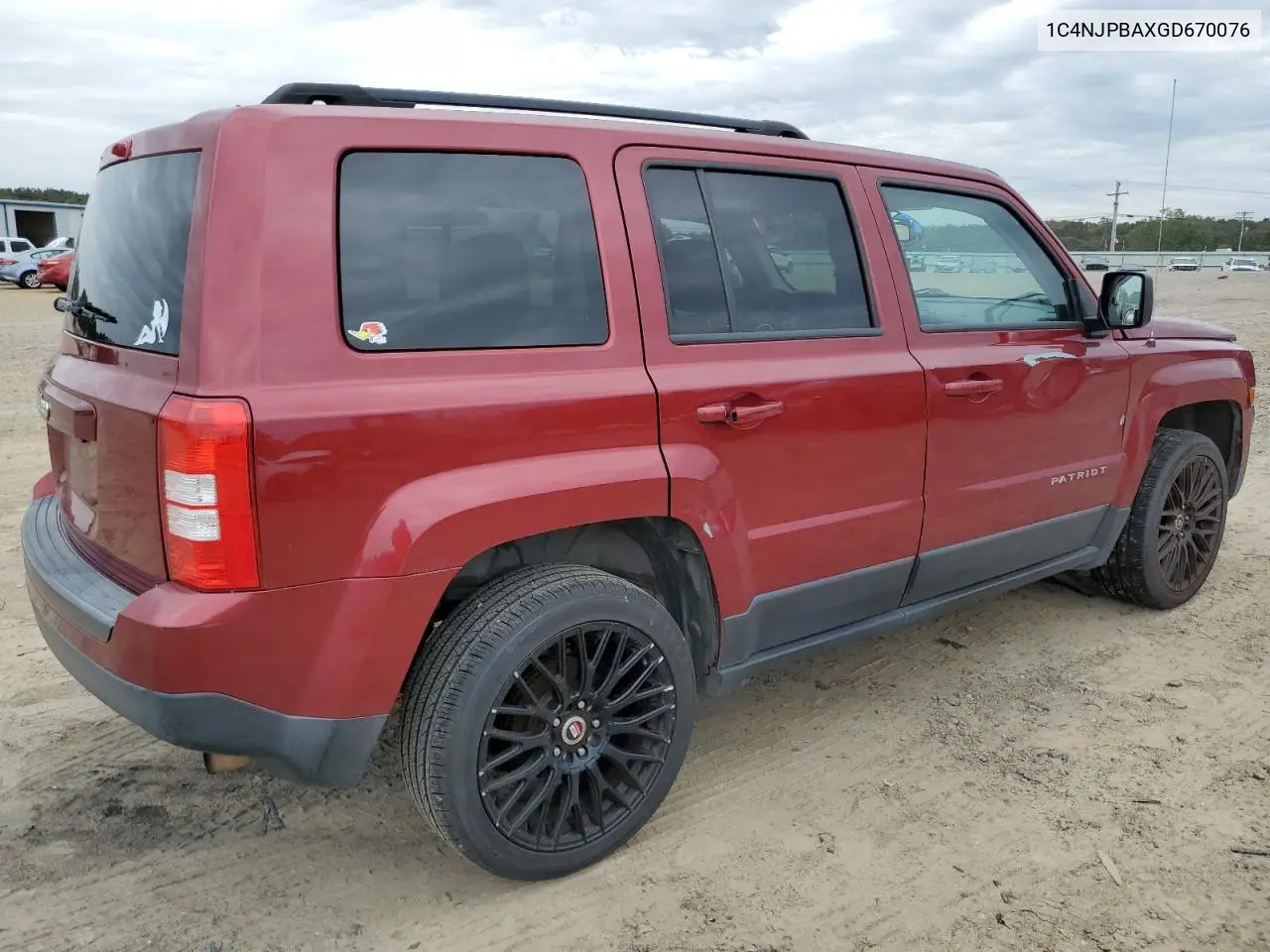 1C4NJPBAXGD670076 2016 Jeep Patriot Sport