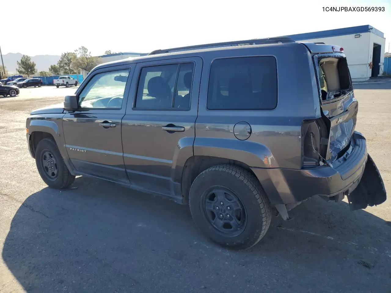 1C4NJPBAXGD569393 2016 Jeep Patriot Sport