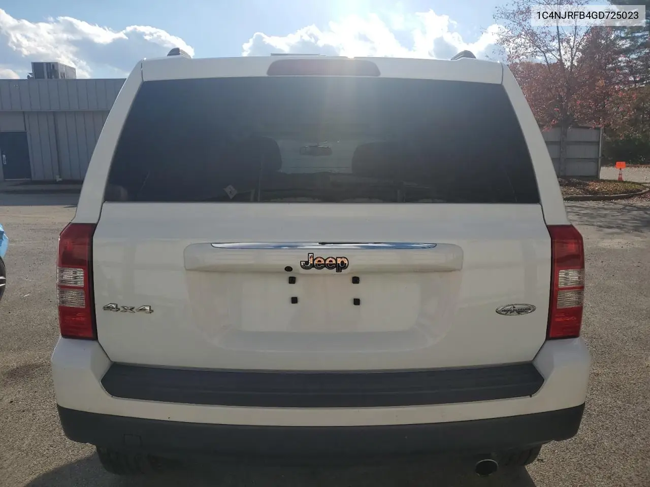 1C4NJRFB4GD725023 2016 Jeep Patriot Latitude