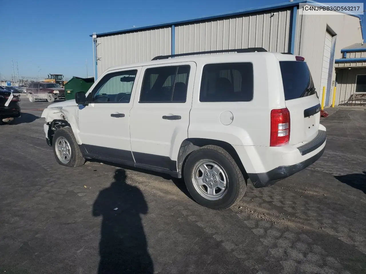1C4NJPBB3GD563217 2016 Jeep Patriot Sport
