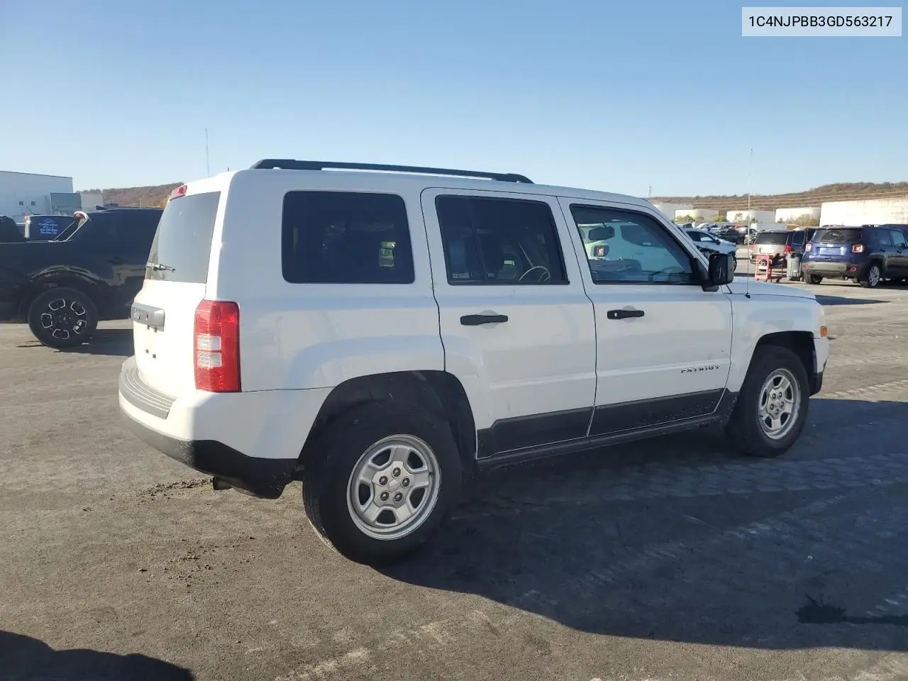 1C4NJPBB3GD563217 2016 Jeep Patriot Sport