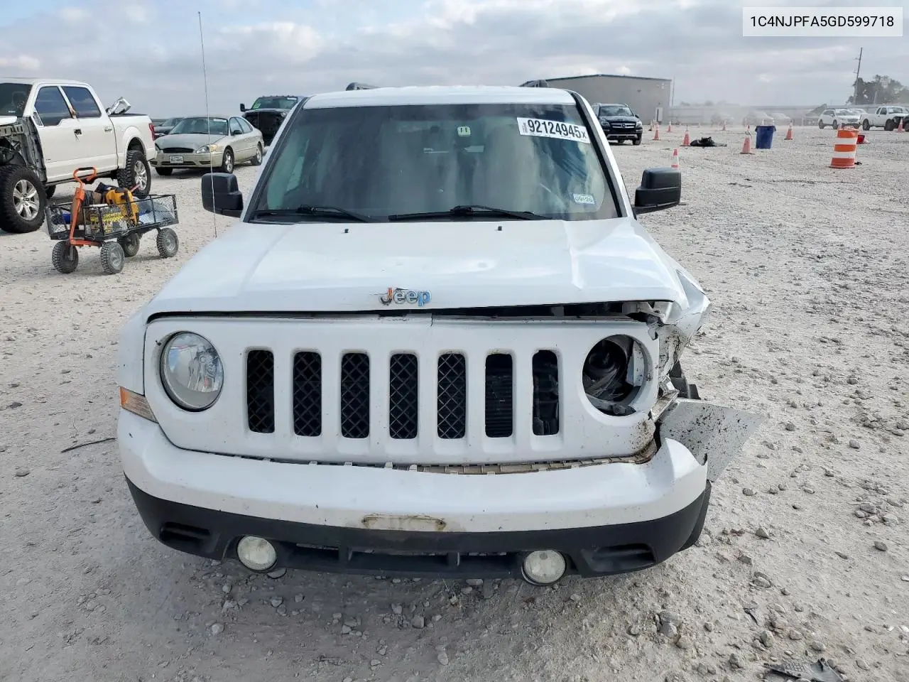 1C4NJPFA5GD599718 2016 Jeep Patriot Latitude