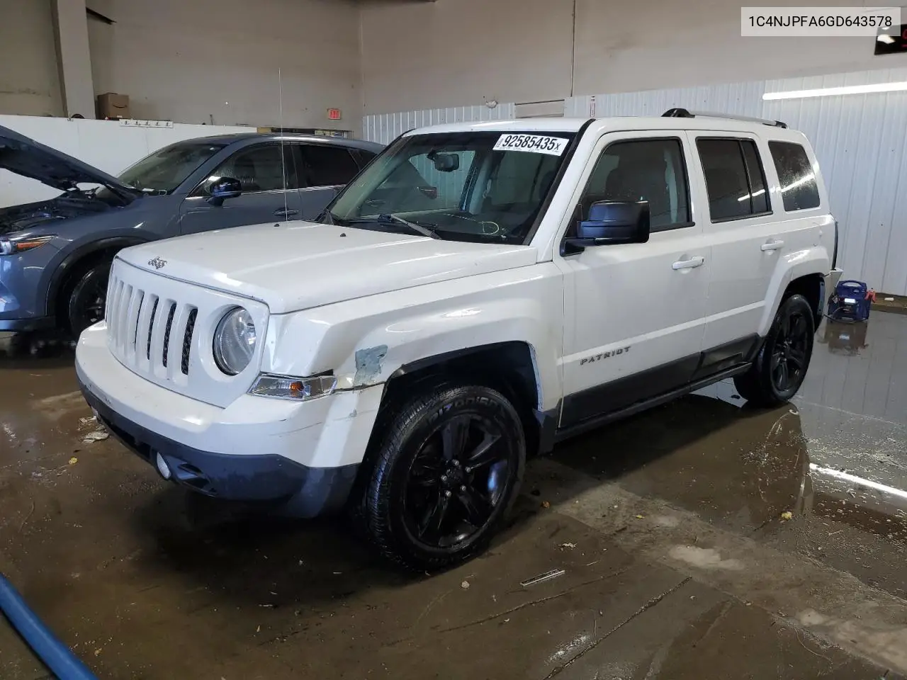 1C4NJPFA6GD643578 2016 Jeep Patriot Latitude