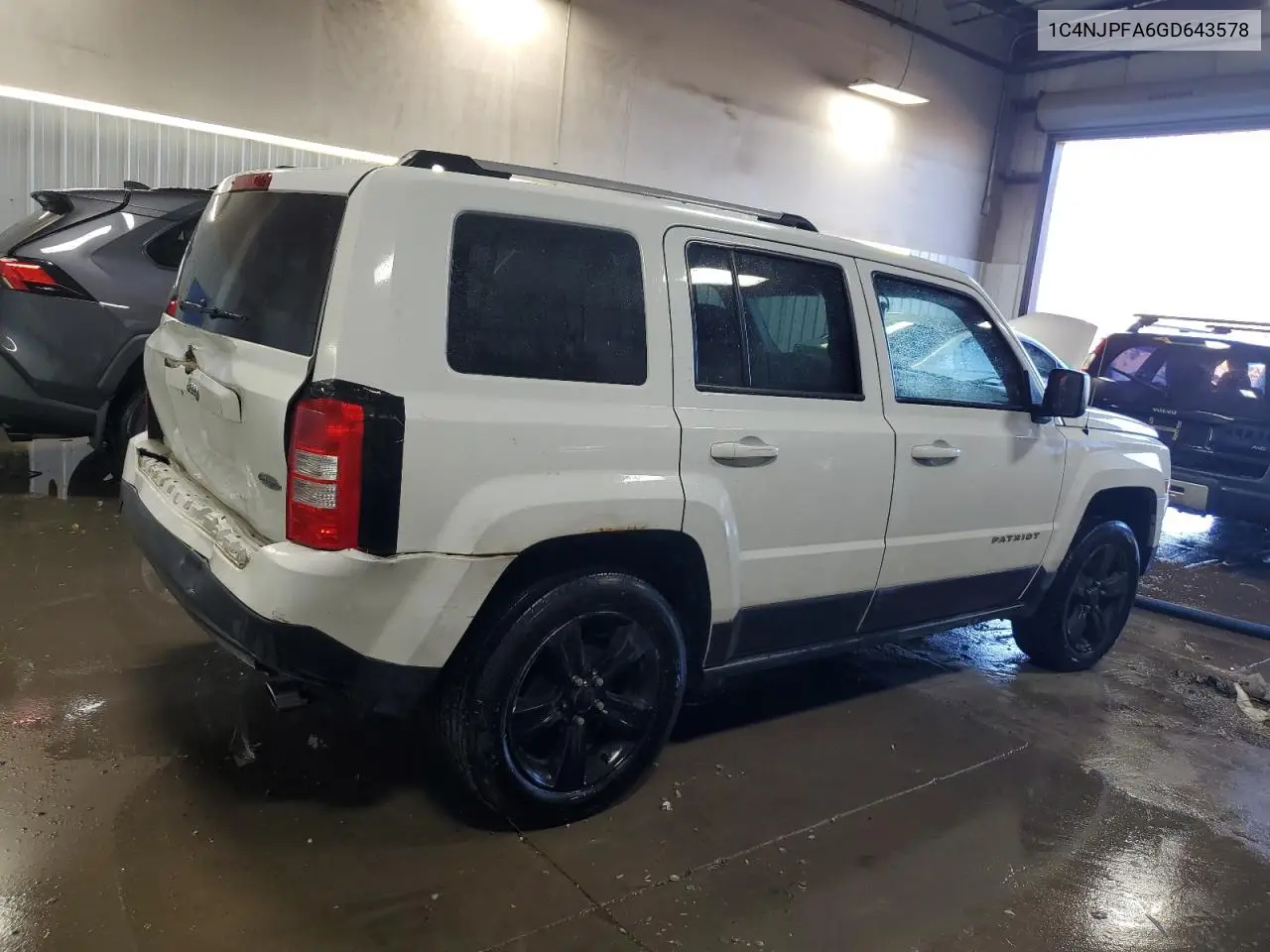 1C4NJPFA6GD643578 2016 Jeep Patriot Latitude