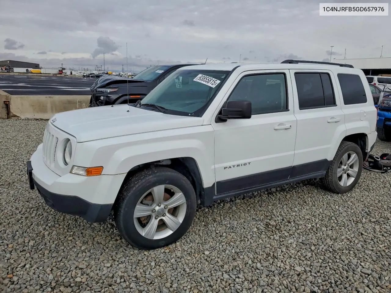 1C4NJRFB5GD657976 2016 Jeep Patriot Latitude