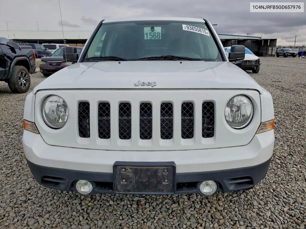 1C4NJRFB5GD657976 2016 Jeep Patriot Latitude