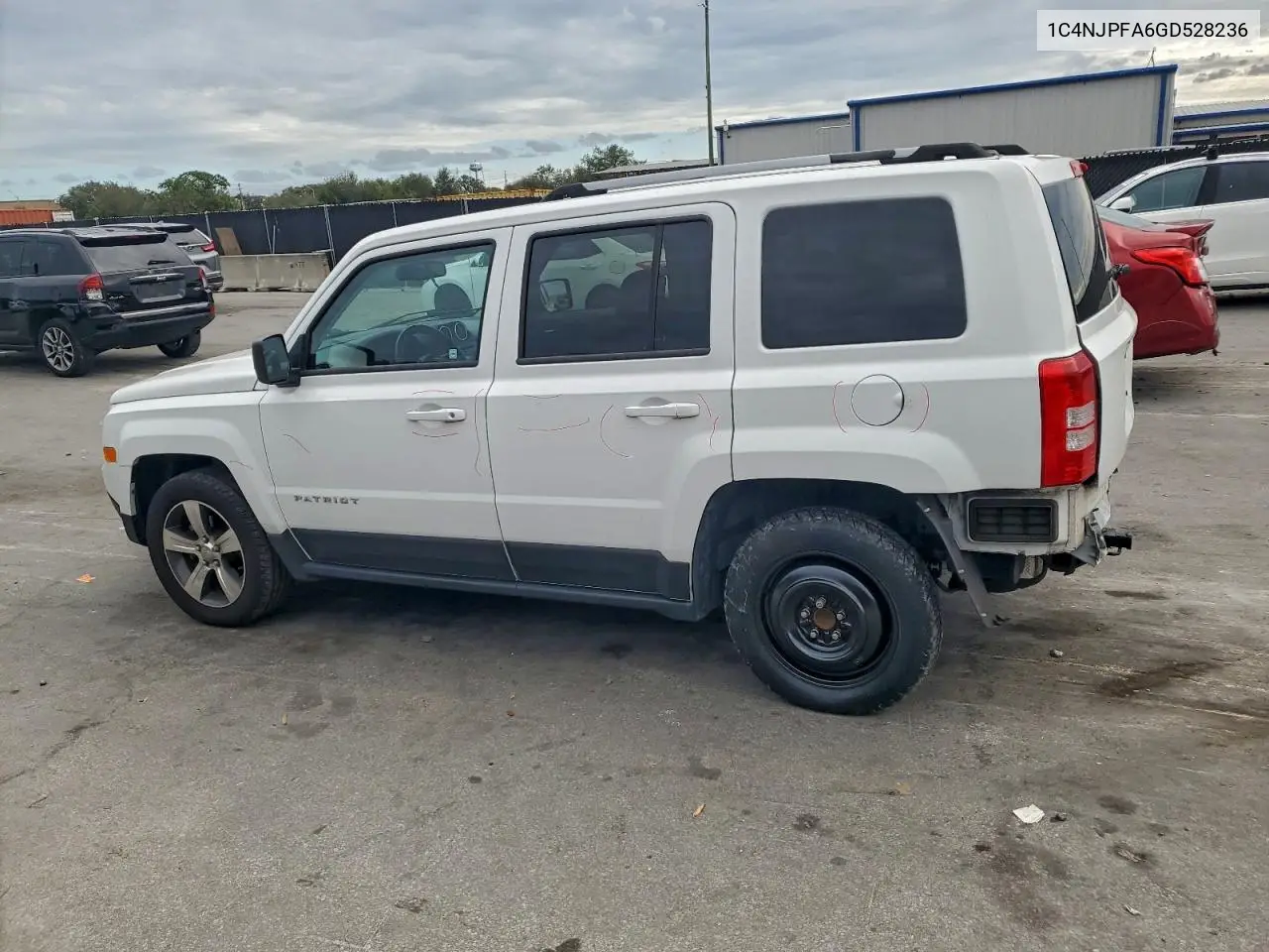 1C4NJPFA6GD528236 2016 Jeep Patriot Latitude