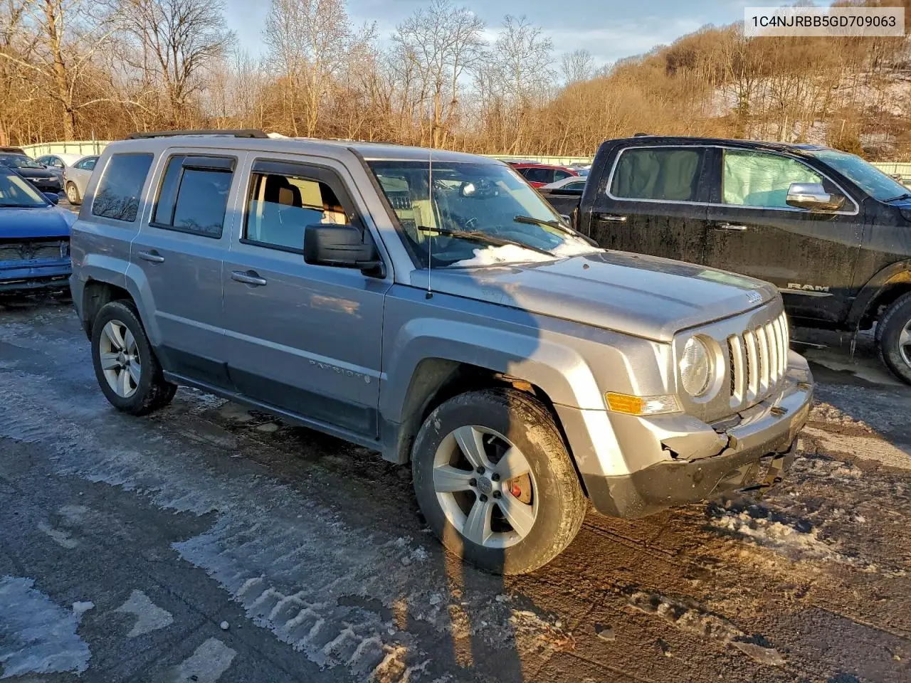 1C4NJRBB5GD709063 2016 Jeep Patriot Sport