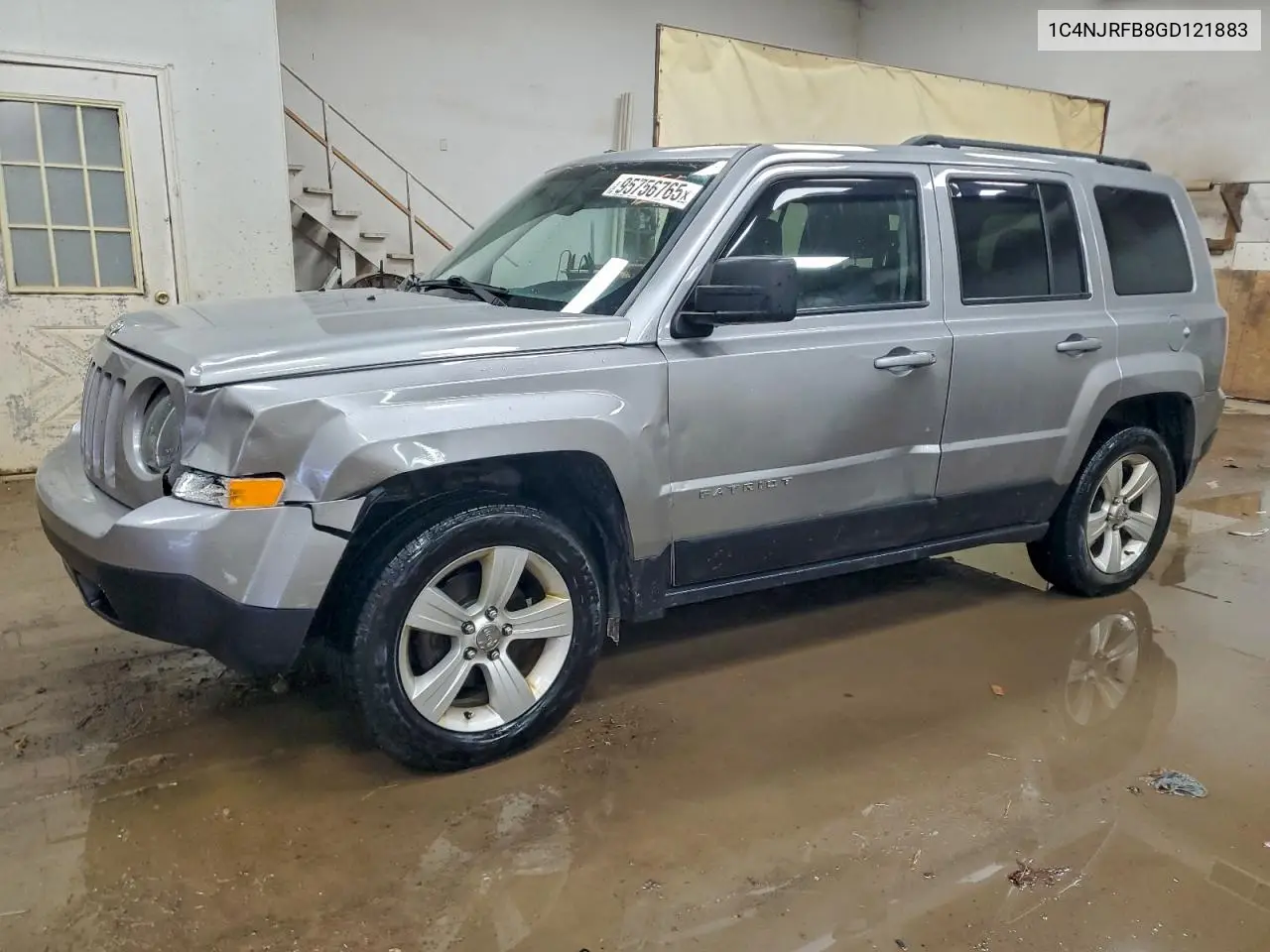 1C4NJRFB8GD121883 2016 Jeep Patriot Latitude