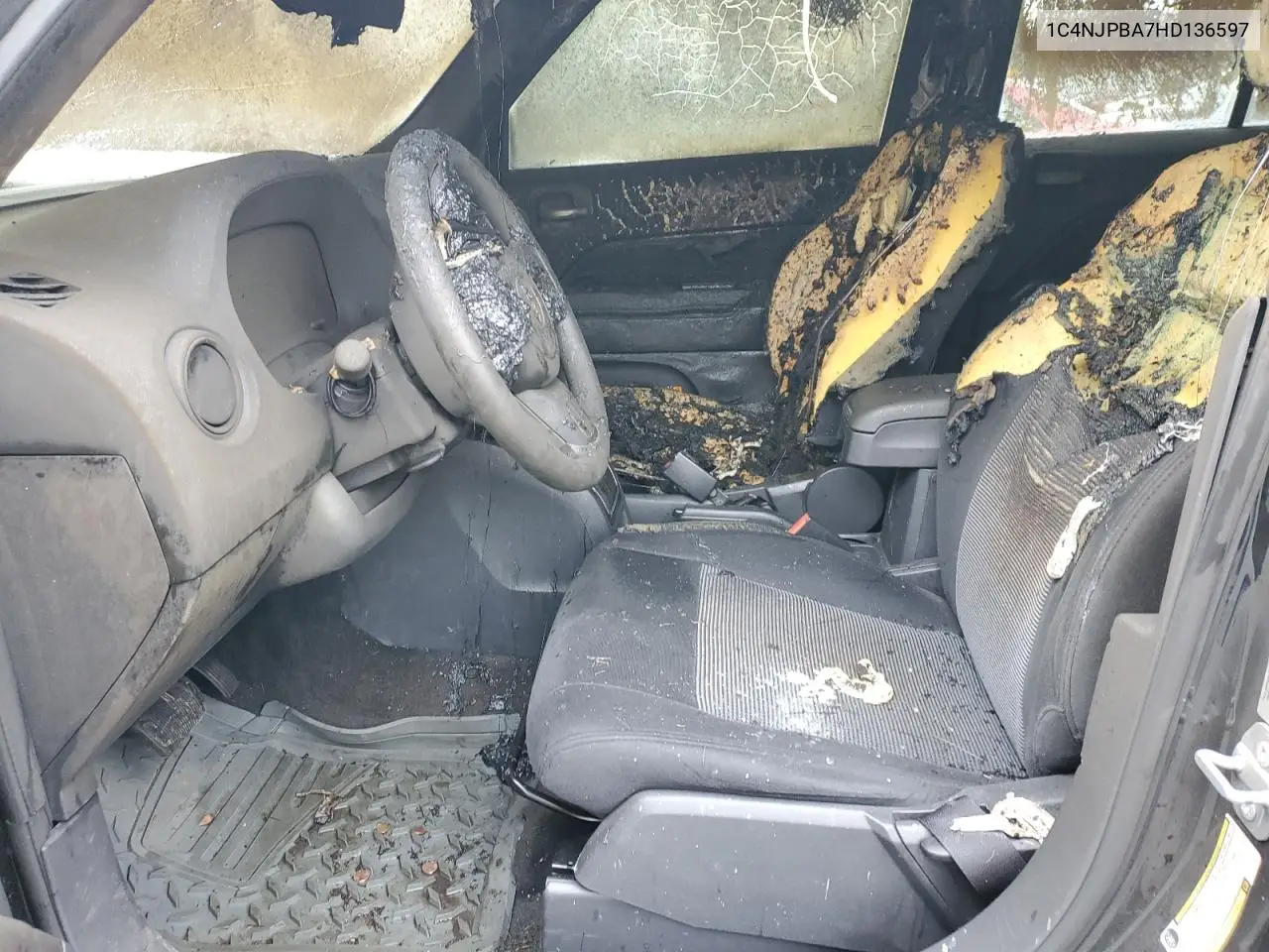 1C4NJPBA7HD136597 2017 Jeep Patriot Sport
