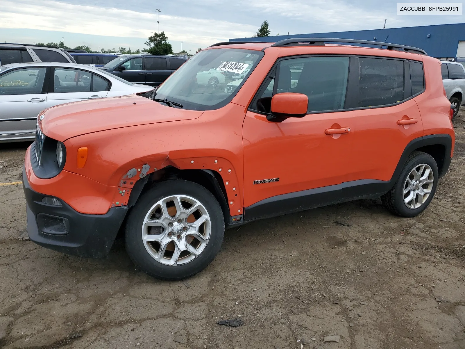 2015 Jeep Renegade Latitude VIN: ZACCJBBT8FPB25991 Lot: 60312044