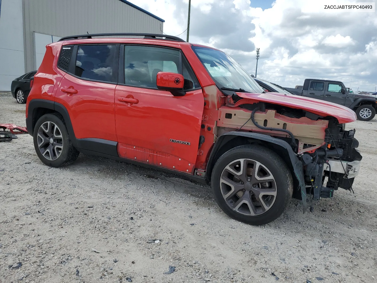 2015 Jeep Renegade Latitude VIN: ZACCJABT5FPC40493 Lot: 64811594