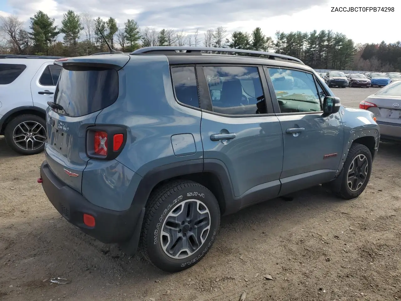 ZACCJBCT0FPB74298 2015 Jeep Renegade Trailhawk