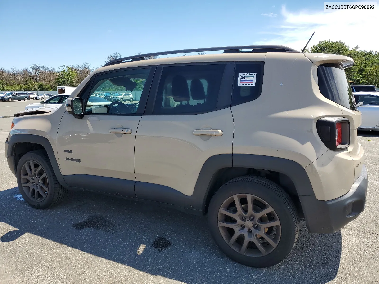 ZACCJBBT6GPC90892 2016 Jeep Renegade Latitude