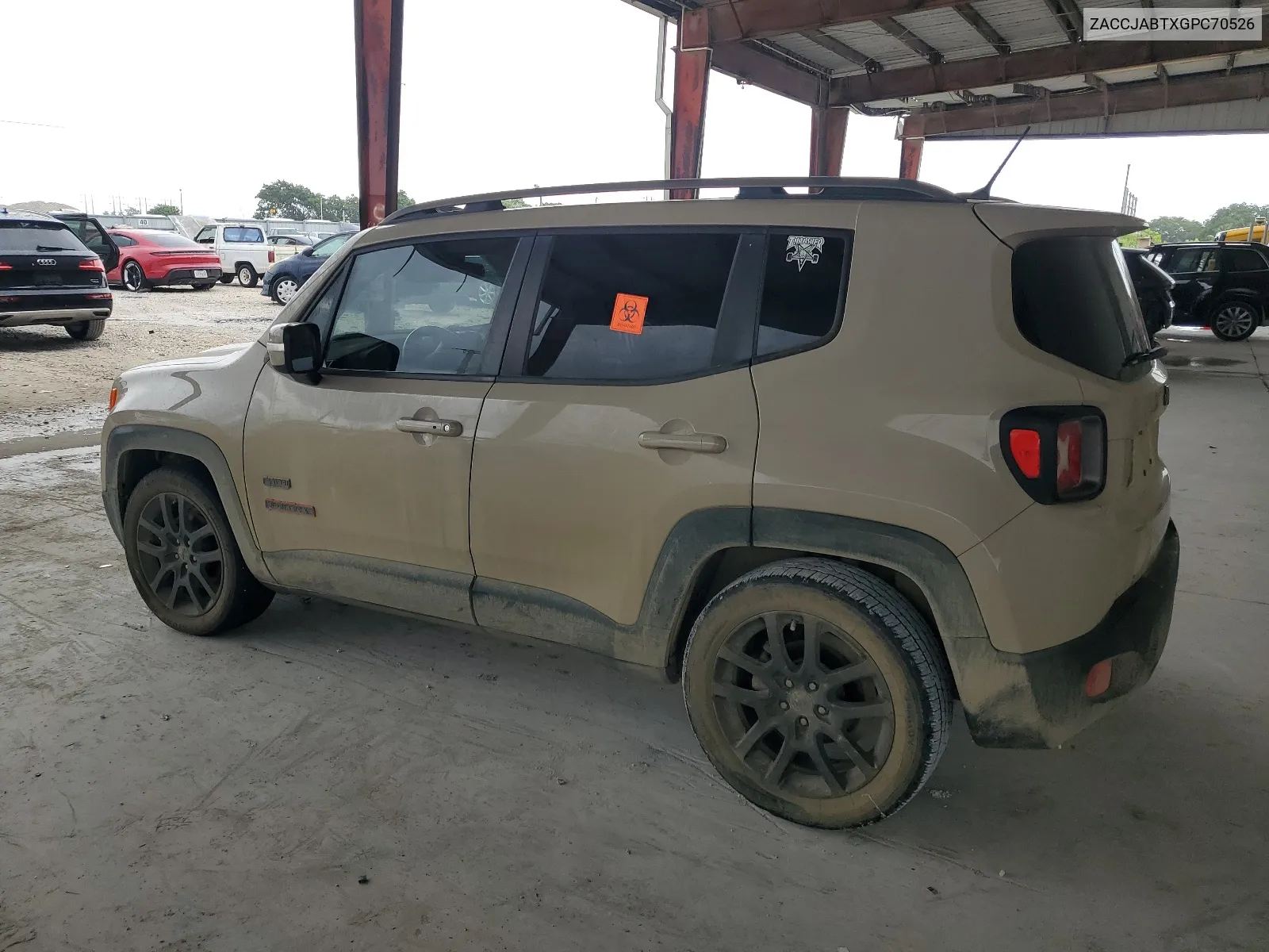 2016 Jeep Renegade Latitude VIN: ZACCJABTXGPC70526 Lot: 62098564