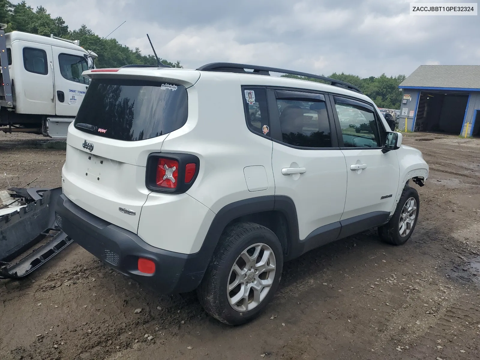 2016 Jeep Renegade Latitude VIN: ZACCJBBT1GPE32324 Lot: 65324144