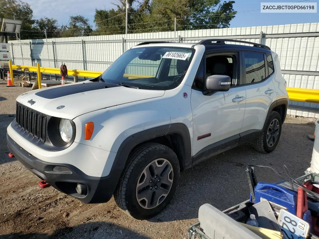 ZACCJBCT0GPD66198 2016 Jeep Renegade Trailhawk