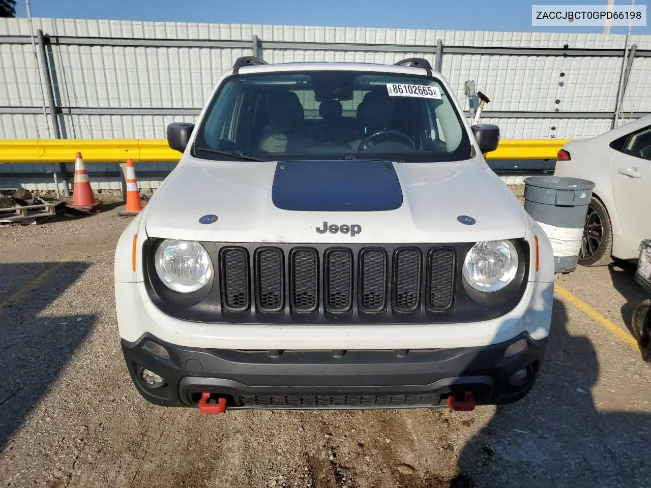 ZACCJBCT0GPD66198 2016 Jeep Renegade Trailhawk