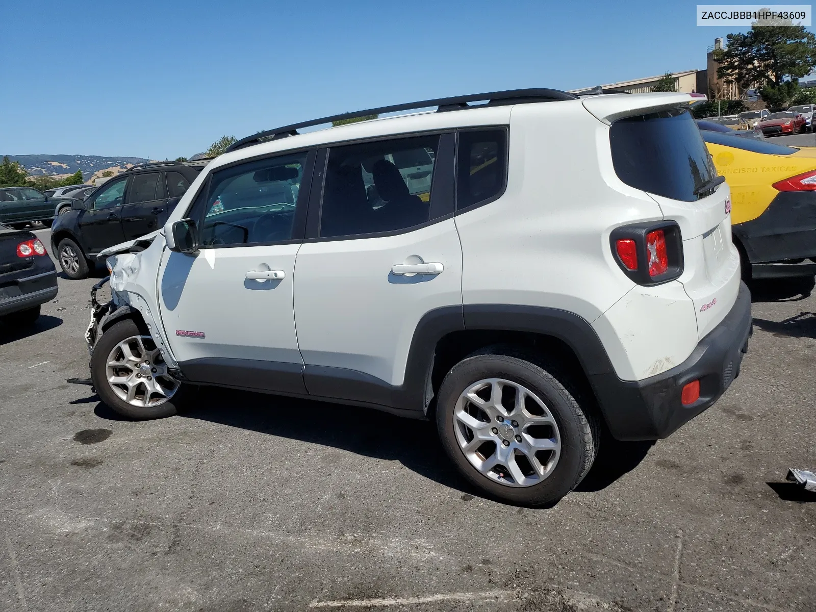 ZACCJBBB1HPF43609 2017 Jeep Renegade Latitude