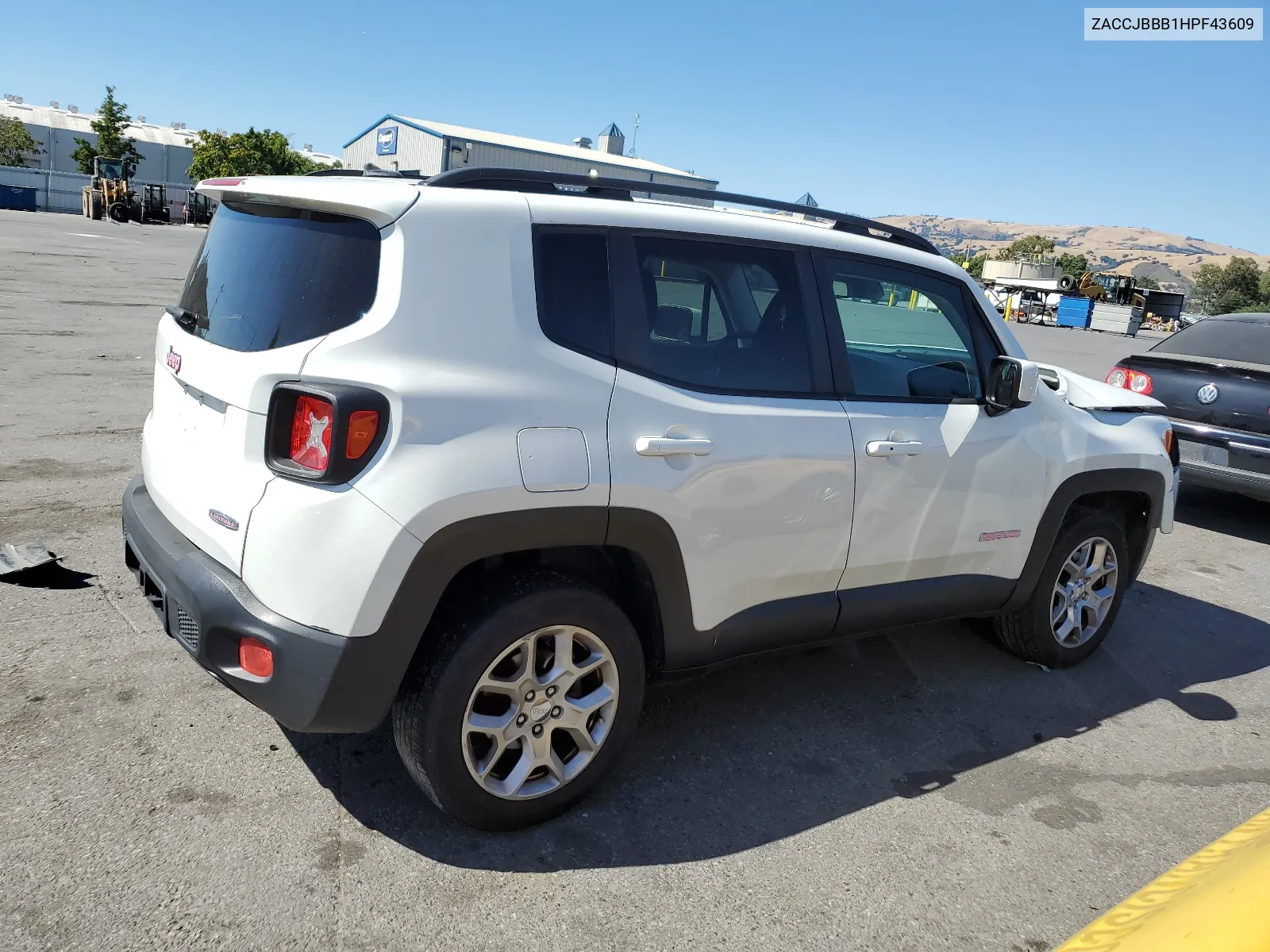 2017 Jeep Renegade Latitude VIN: ZACCJBBB1HPF43609 Lot: 61511564