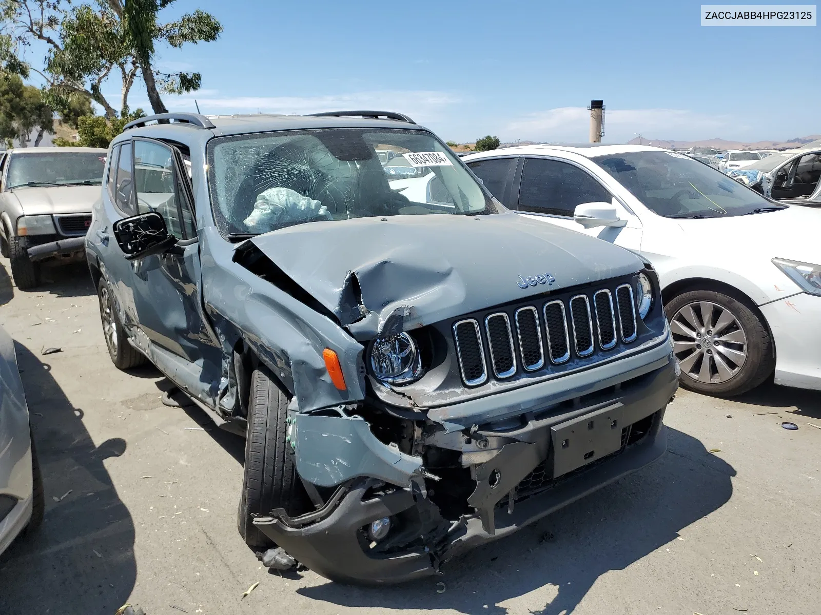 2017 Jeep Renegade Latitude VIN: ZACCJABB4HPG23125 Lot: 66347084