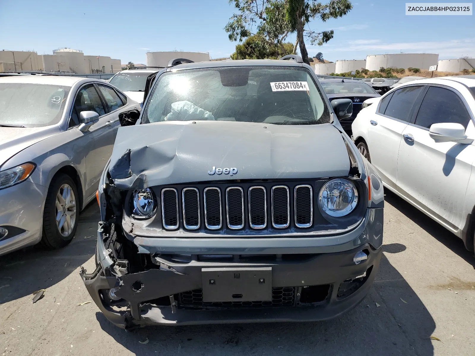 2017 Jeep Renegade Latitude VIN: ZACCJABB4HPG23125 Lot: 66347084