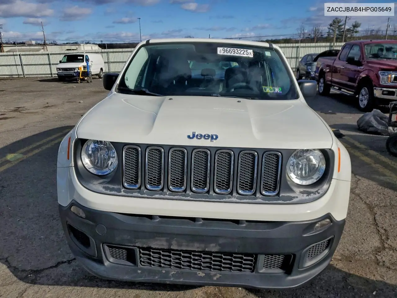 ZACCJBAB4HPG05649 2017 Jeep Renegade Sport