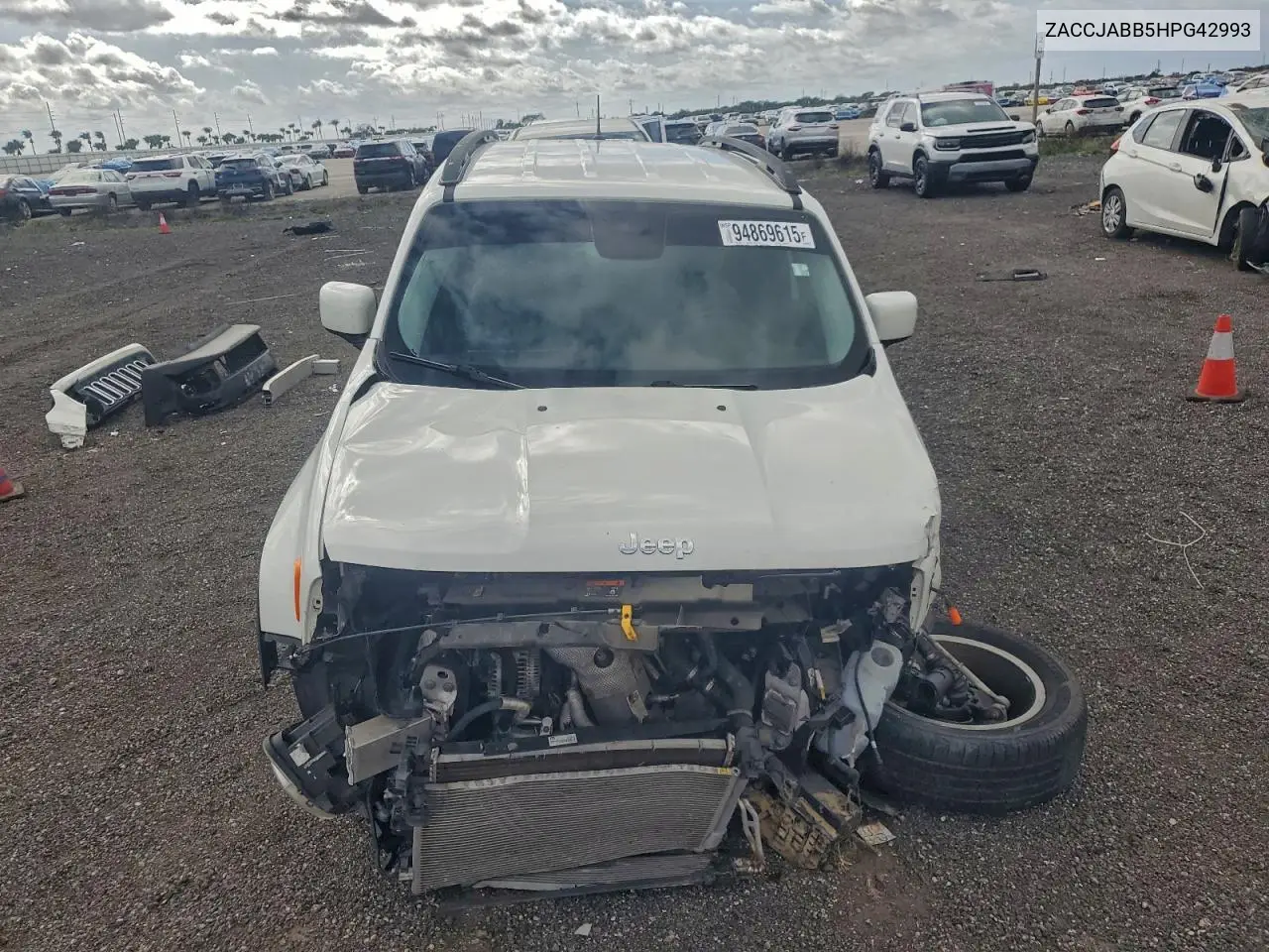 ZACCJABB5HPG42993 2017 Jeep Renegade Latitude