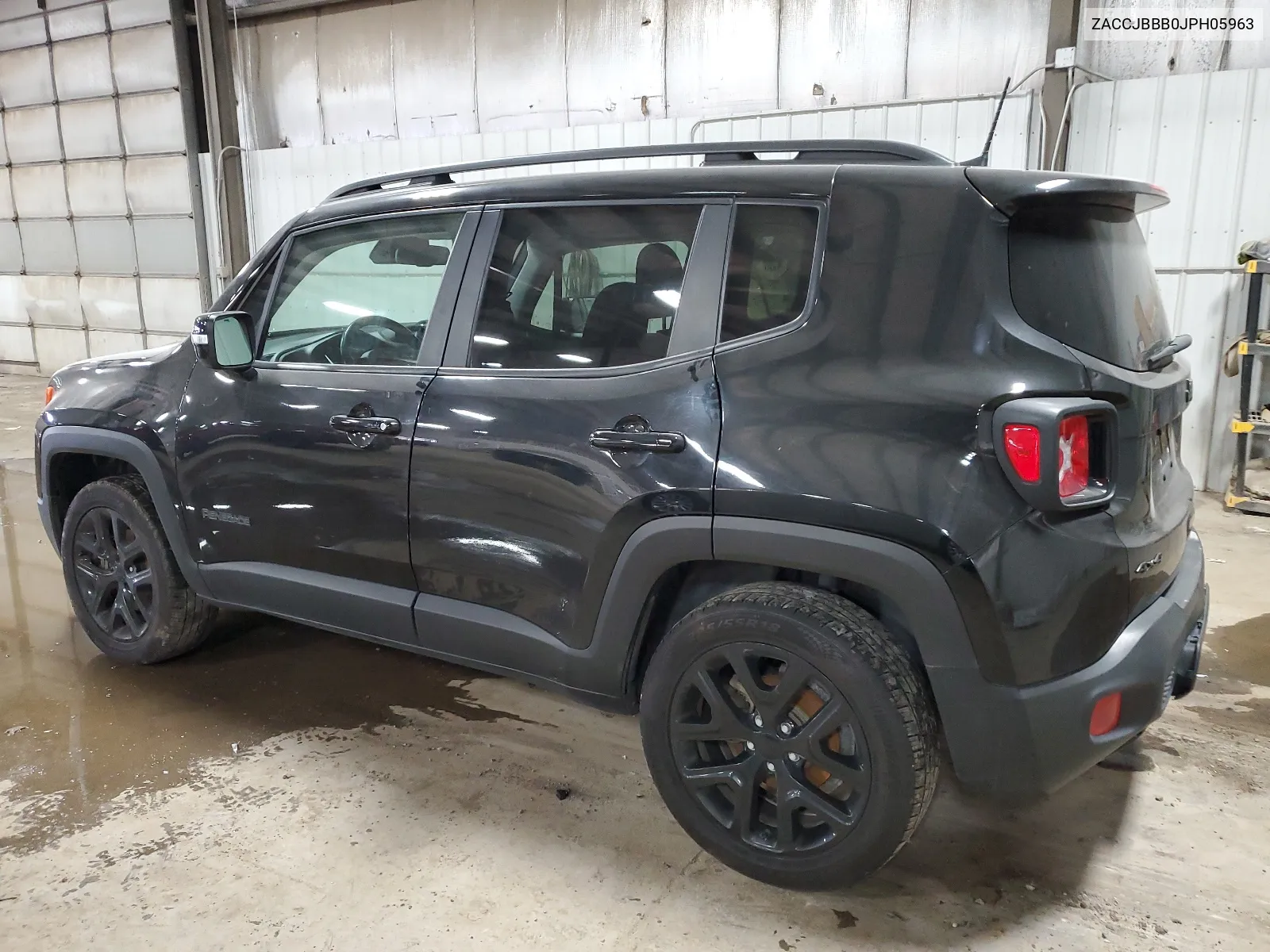 ZACCJBBB0JPH05963 2018 Jeep Renegade Latitude