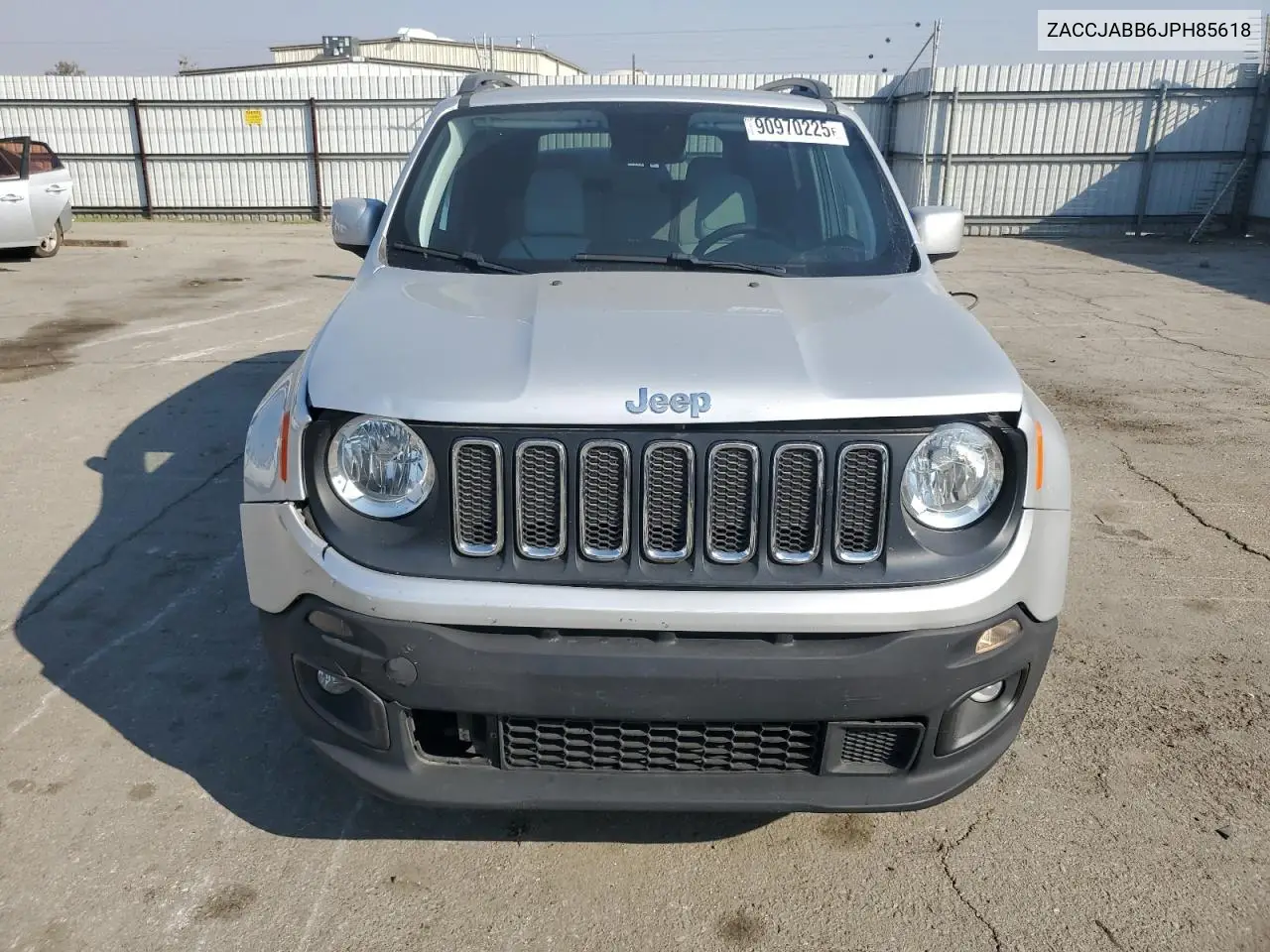 ZACCJABB6JPH85618 2018 Jeep Renegade Latitude