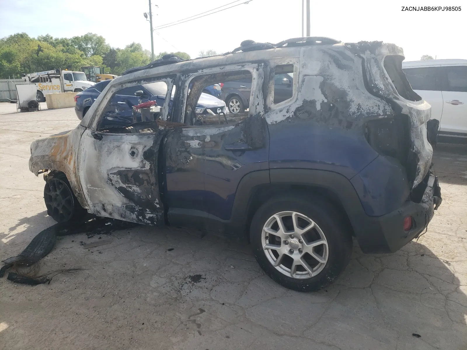 ZACNJABB6KPJ98505 2019 Jeep Renegade Latitude