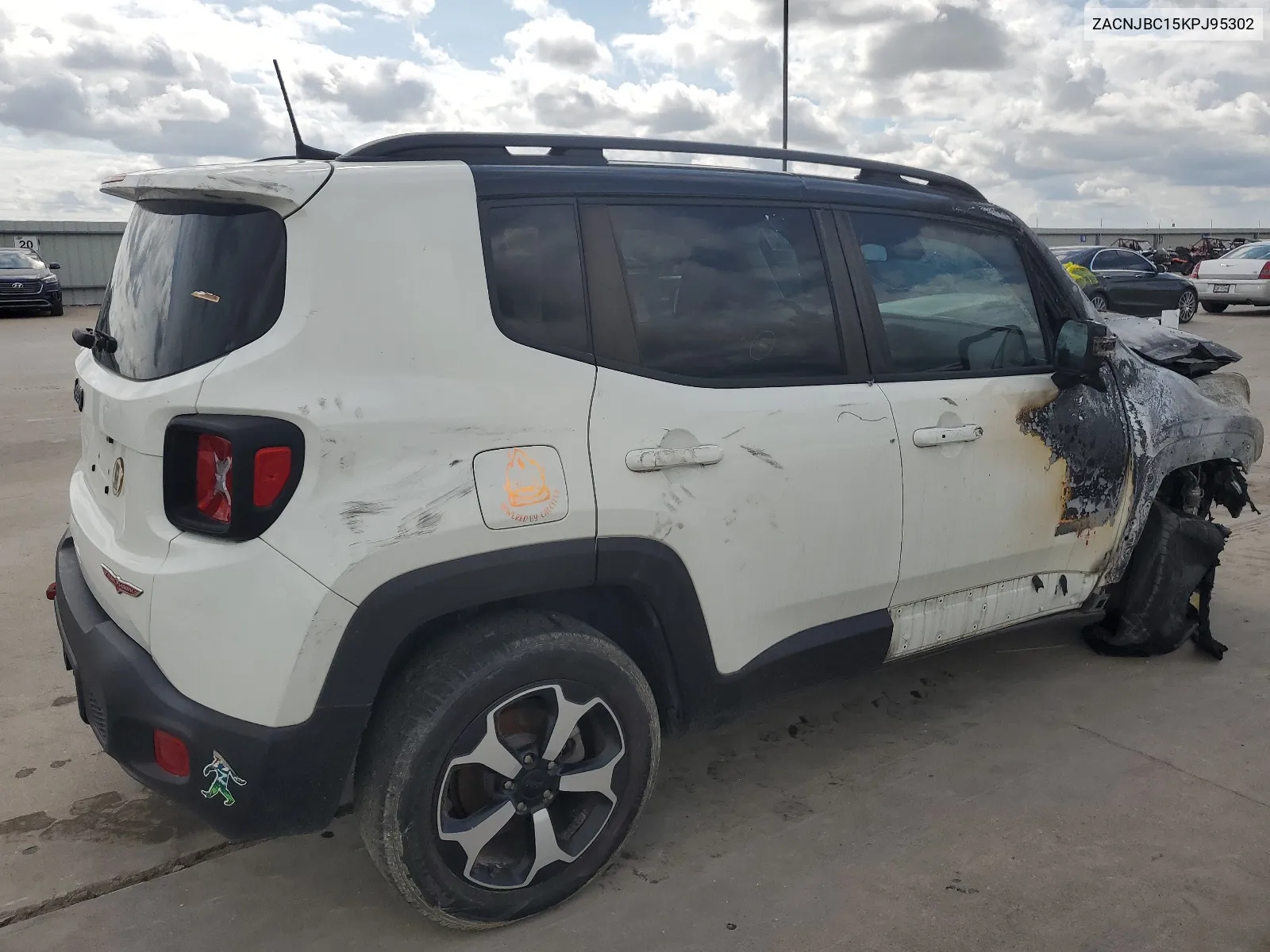 ZACNJBC15KPJ95302 2019 Jeep Renegade Trailhawk