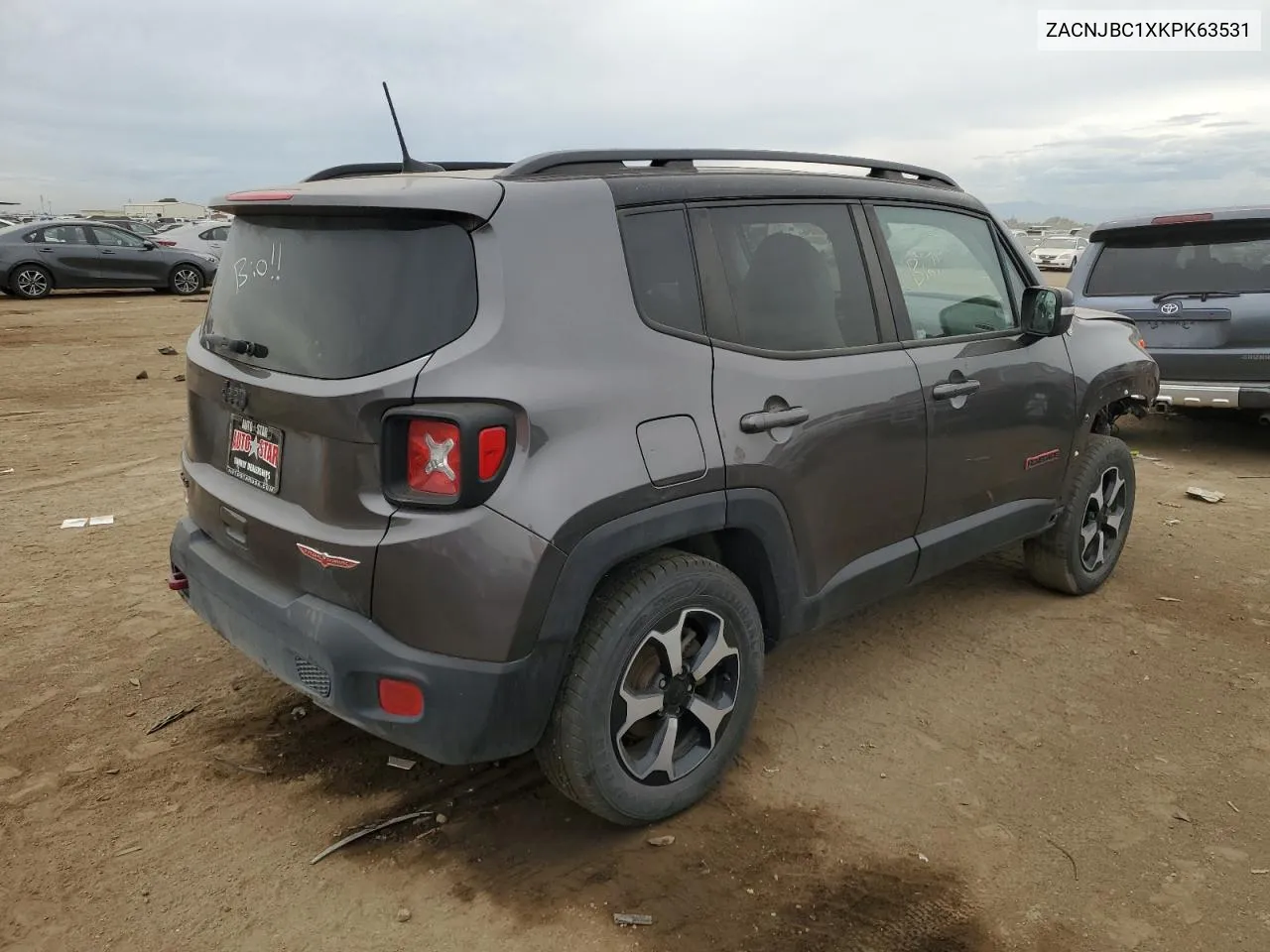 ZACNJBC1XKPK63531 2019 Jeep Renegade Trailhawk