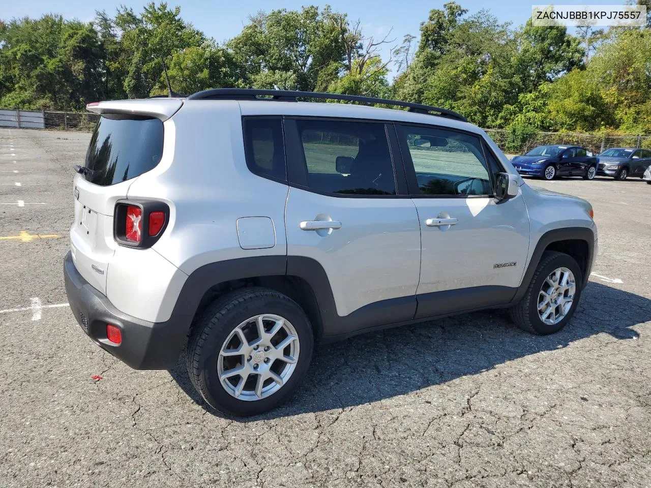 ZACNJBBB1KPJ75557 2019 Jeep Renegade Latitude