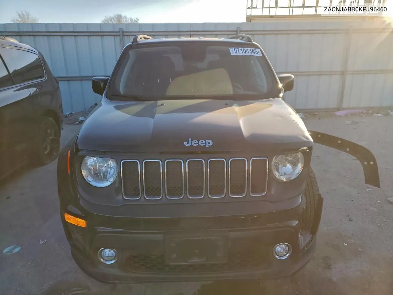ZACNJABB0KPJ96460 2019 Jeep Renegade Latitude