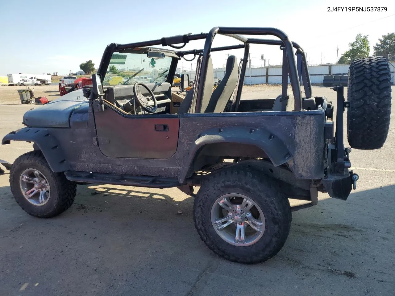 2J4FY19P5NJ537879 1992 Jeep Wrangler / Yj S