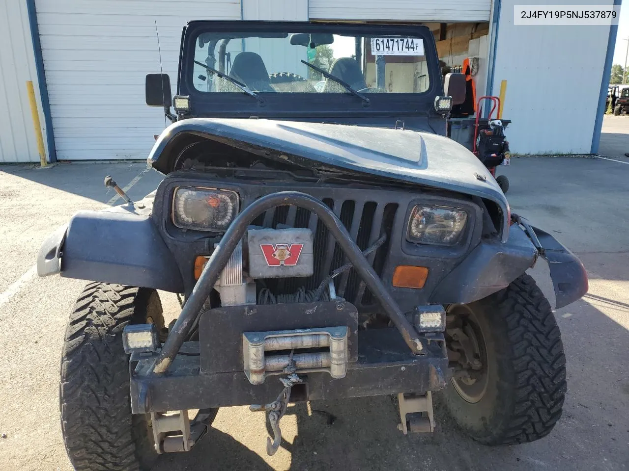 1992 Jeep Wrangler / Yj S VIN: 2J4FY19P5NJ537879 Lot: 61471744