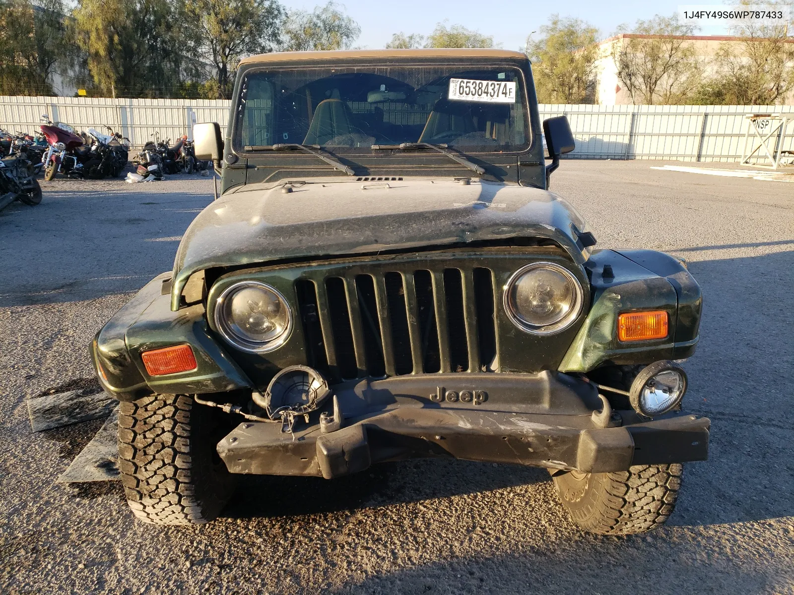 1J4FY49S6WP787433 1998 Jeep Wrangler / Tj Sahara