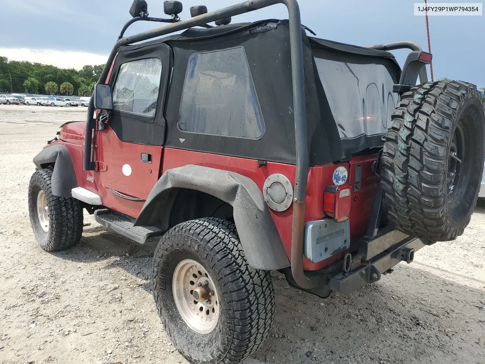 1998 Jeep Wrangler / Tj Se VIN: 1J4FY29P1WP794354 Lot: 67189524