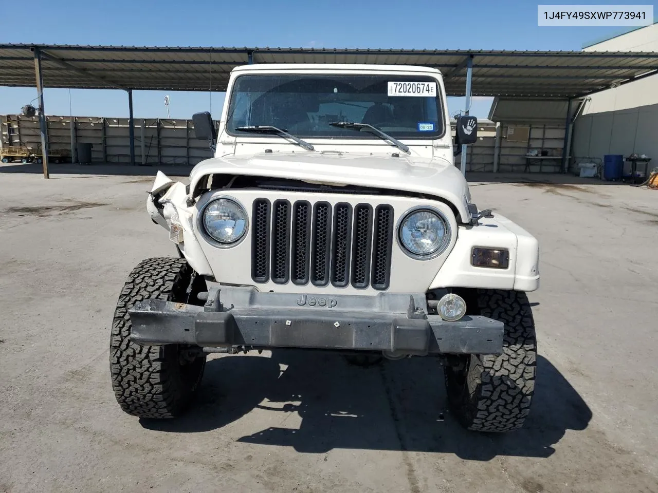 1J4FY49SXWP773941 1998 Jeep Wrangler / Tj Sahara