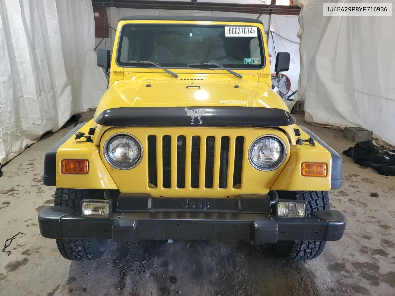 1J4FA29P8YP716936 2000 Jeep Wrangler / Tj Se