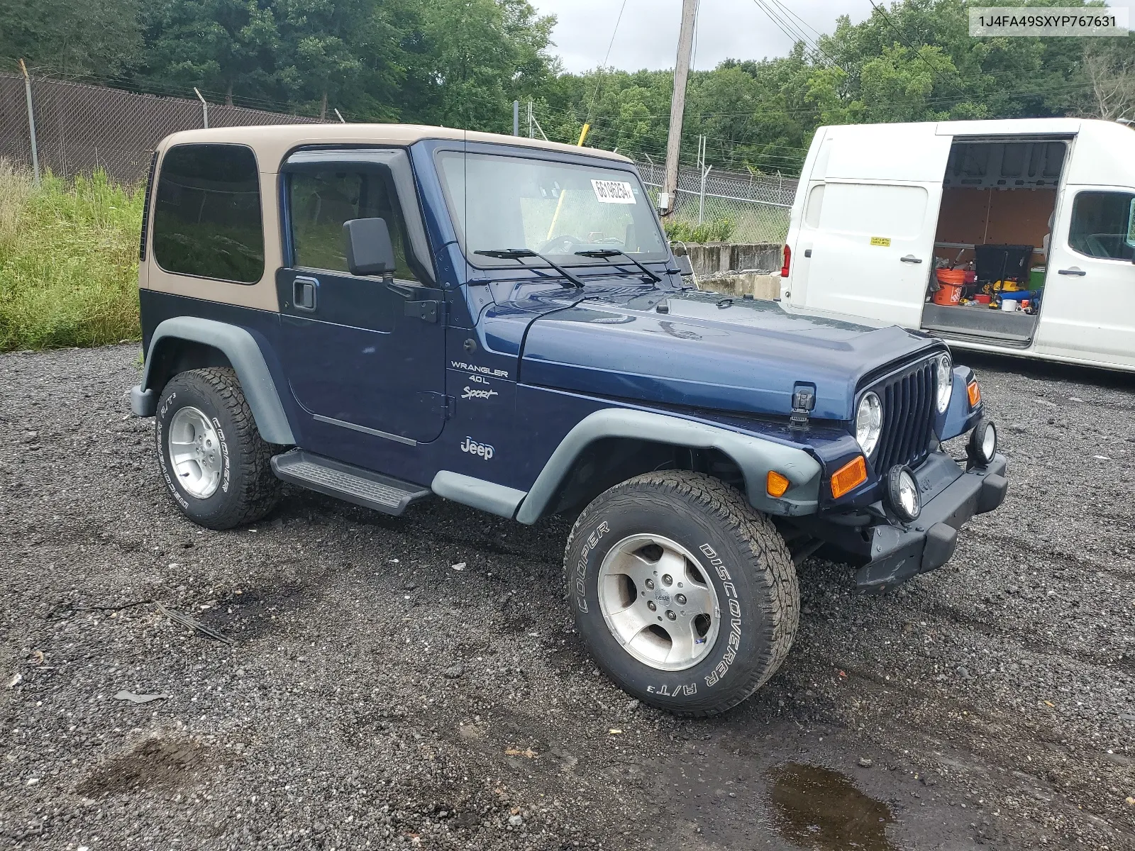 2000 Jeep Wrangler / Tj Sport VIN: 1J4FA49SXYP767631 Lot: 66196254