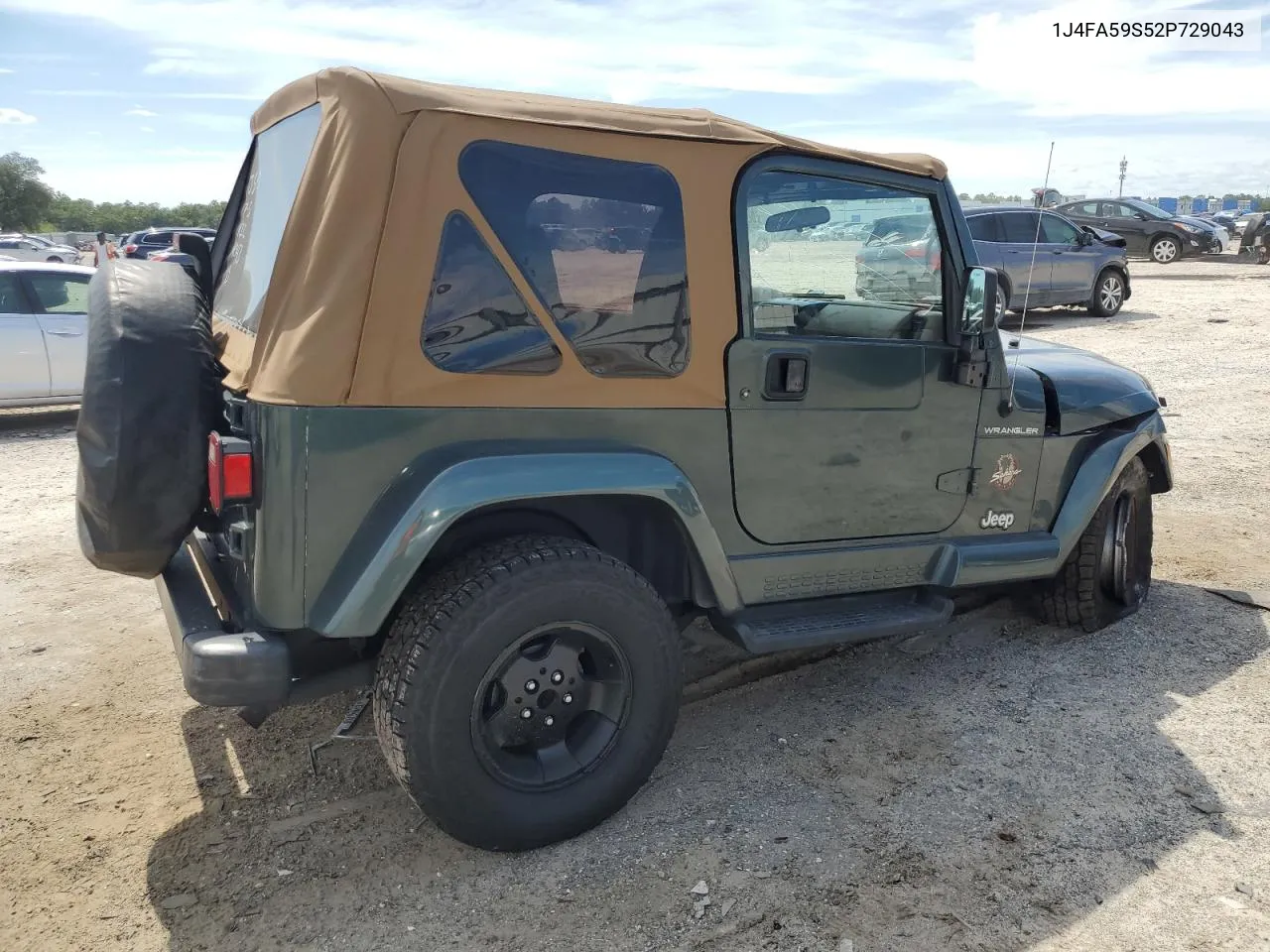 2002 Jeep Wrangler / Tj Sahara VIN: 1J4FA59S52P729043 Lot: 62959954