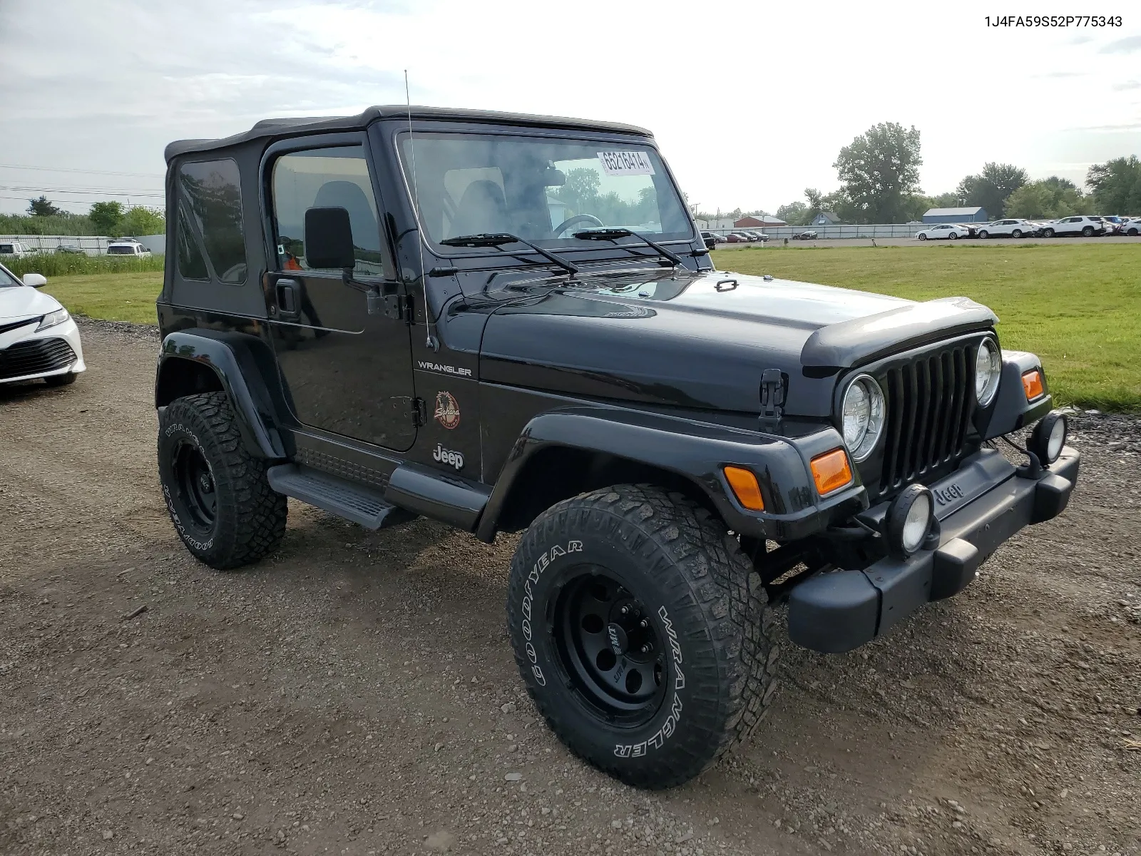 2002 Jeep Wrangler / Tj Sahara VIN: 1J4FA59S52P775343 Lot: 65216414