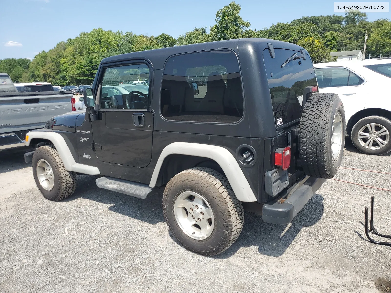 2002 Jeep Wrangler / Tj Sport VIN: 1J4FA49S02P700723 Lot: 68839614