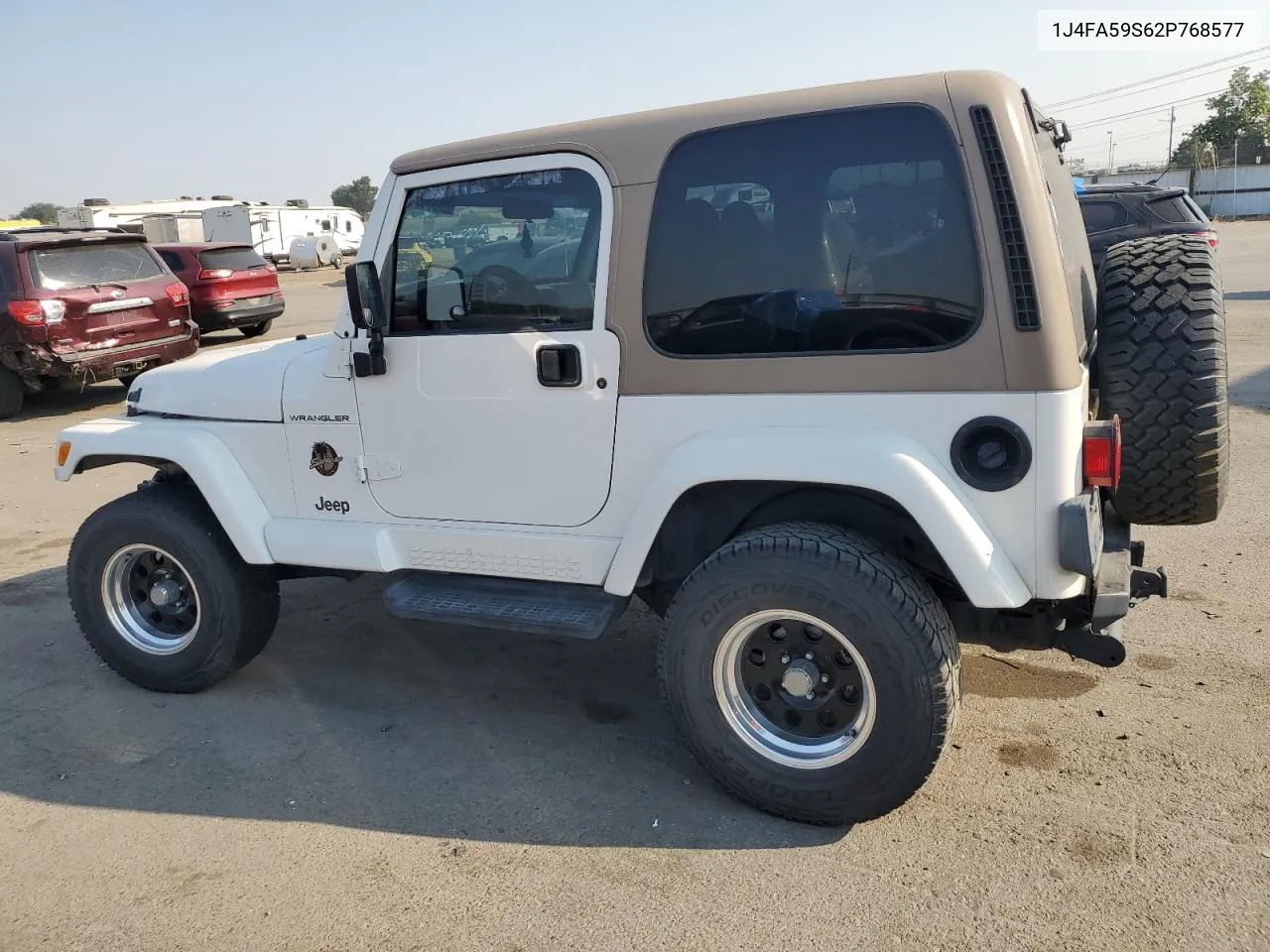 1J4FA59S62P768577 2002 Jeep Wrangler / Tj Sahara