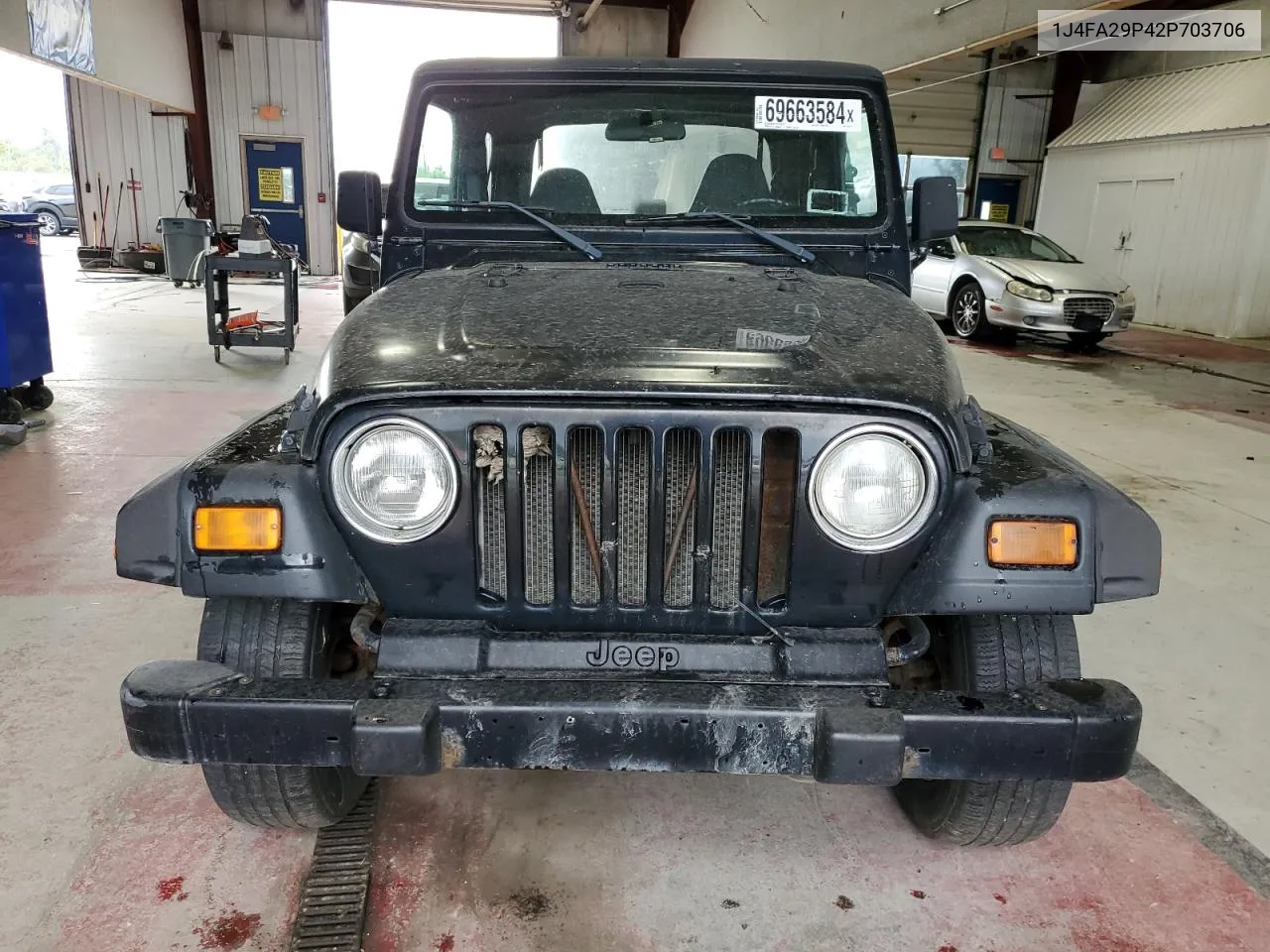 2002 Jeep Wrangler / Tj Se VIN: 1J4FA29P42P703706 Lot: 69663584