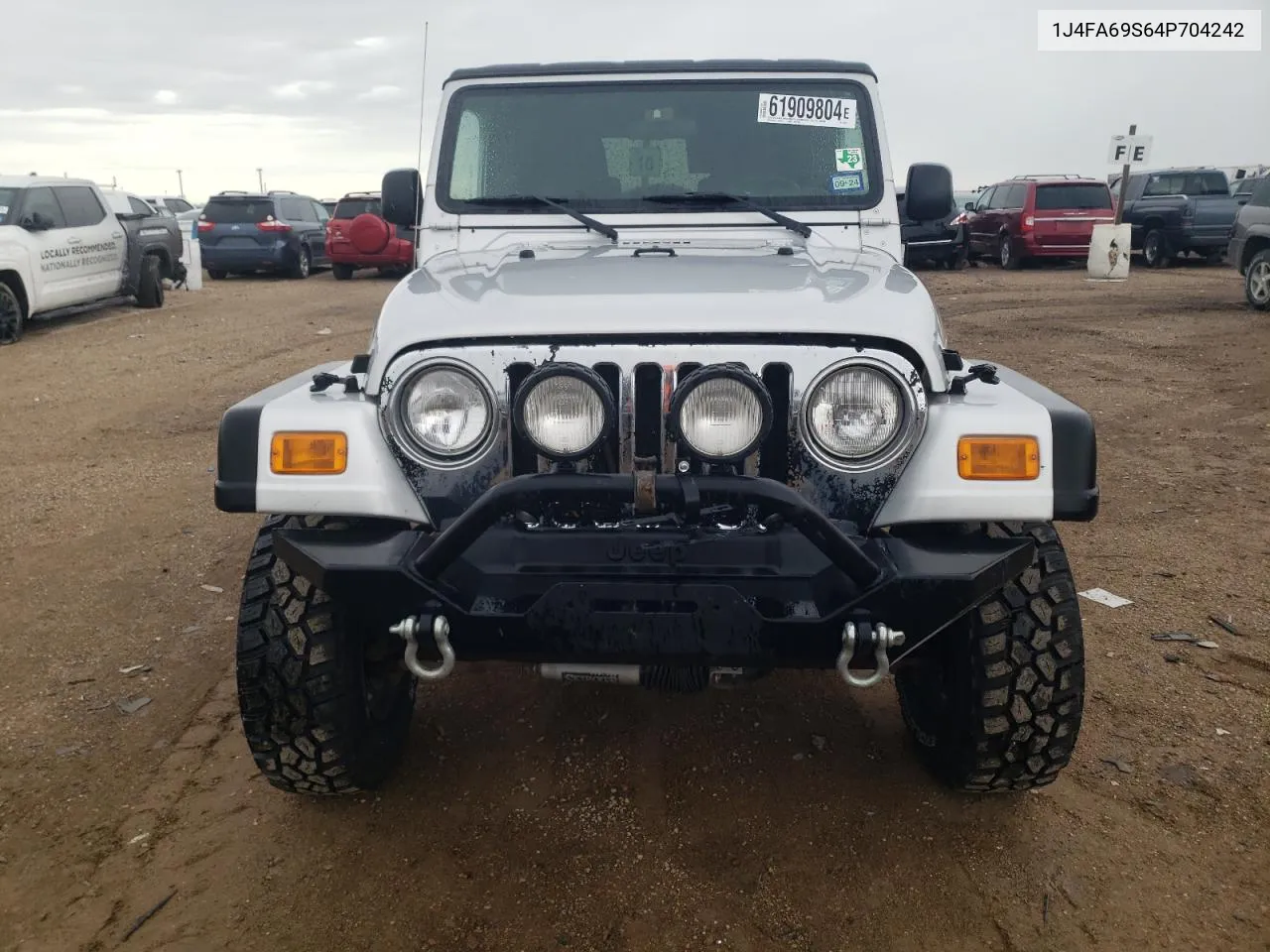 2004 Jeep Wrangler / Tj Rubicon VIN: 1J4FA69S64P704242 Lot: 61909804