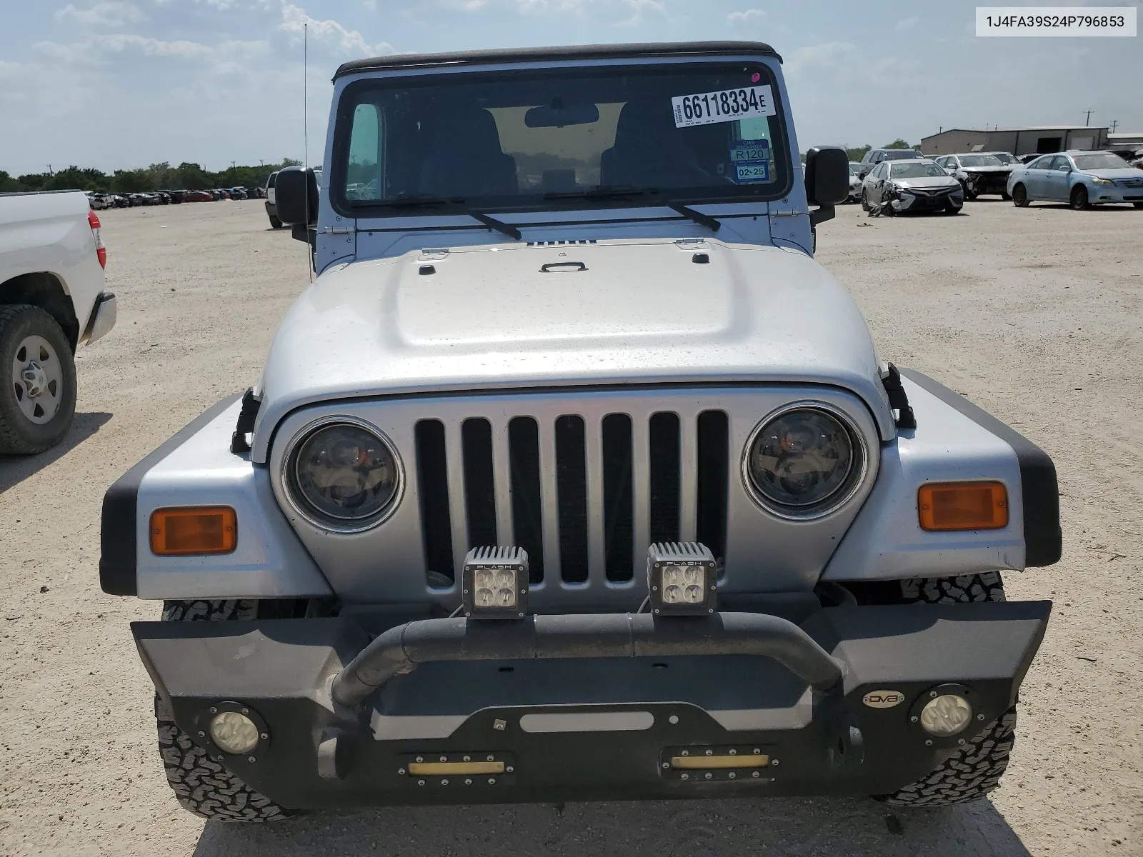 2004 Jeep Wrangler X VIN: 1J4FA39S24P796853 Lot: 66118334