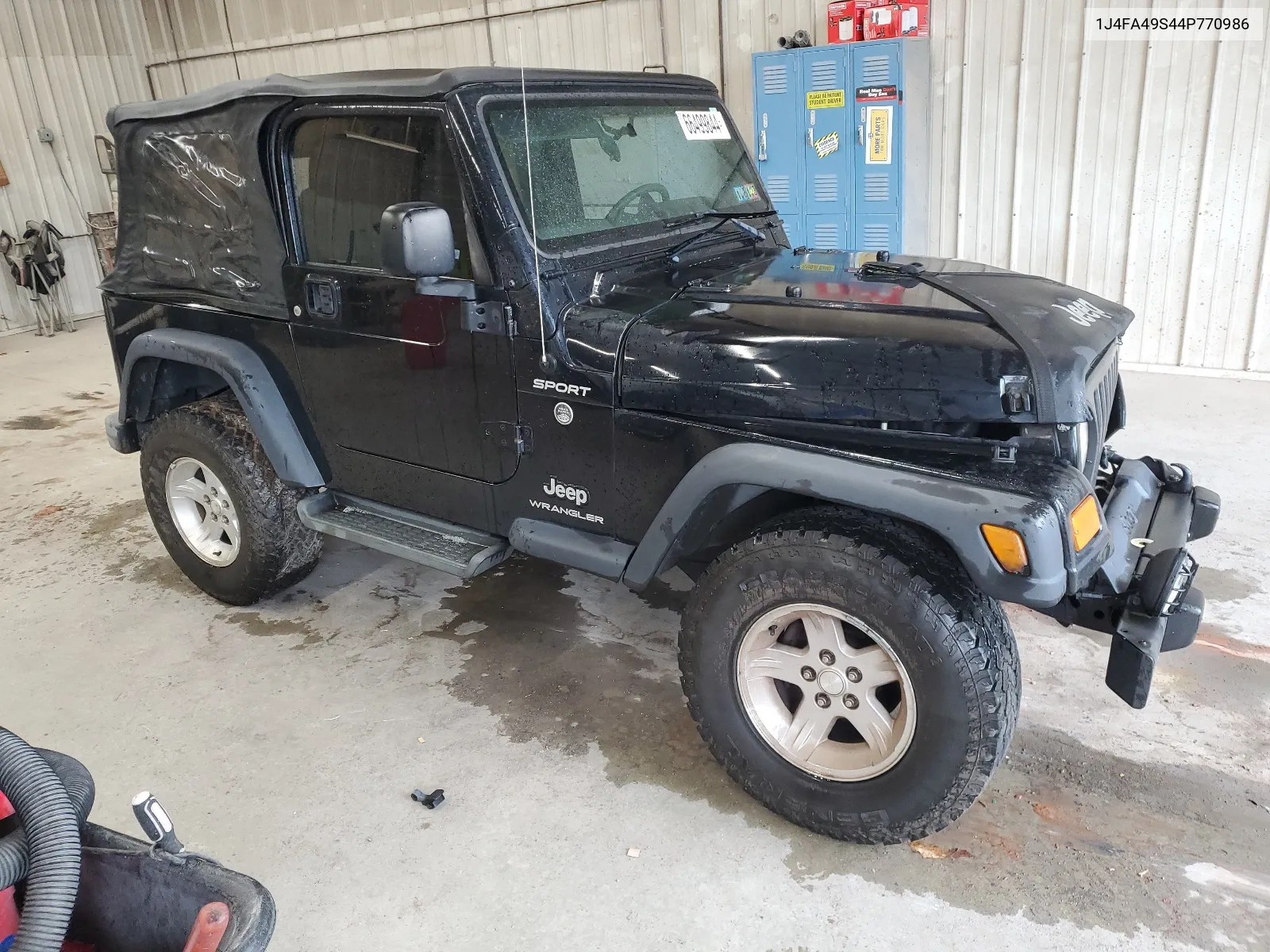 2004 Jeep Wrangler / Tj Sport VIN: 1J4FA49S44P770986 Lot: 66499844